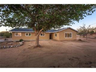16363 Mauna Loa St, Hesperia CA  92345-2319 exterior