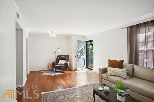 73 Monet Ct, Atlanta GA  30327-1083 exterior