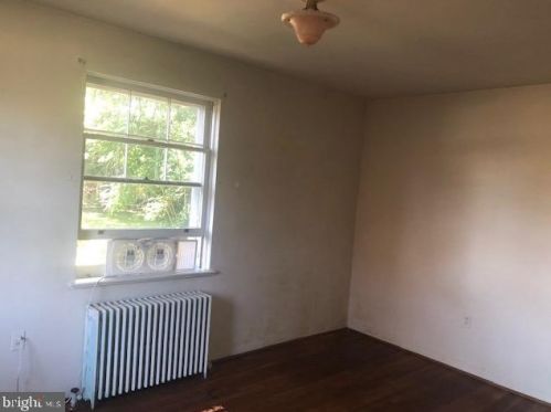 9002 Kimes St, Silver Spring MD 20901-3727 exterior