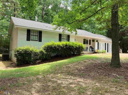 260 Stark Rd, Jackson, GA 30233-4623