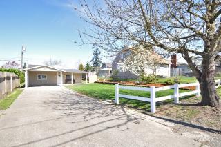 613 57th St, Tacoma WA  98404-1925 exterior