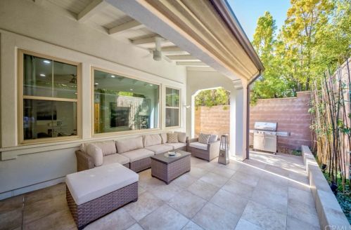 37 Deergrass, Irvine CA  92618-2246 exterior