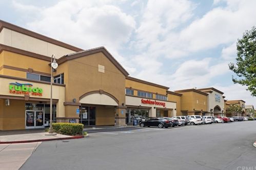 1404 Tustin Ave, Santa Ana CA  92705-8632 exterior