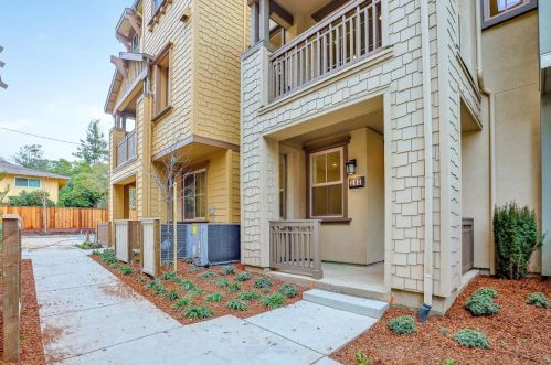 285 Calderon Ave, Mountain View, CA 94043-1477
