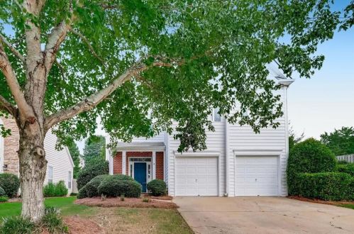 272 Colony Center Dr, Holly Springs, GA 30188-4684
