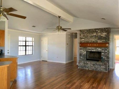 1455 One Mile Ln, Whitewright, TX 75491-3961