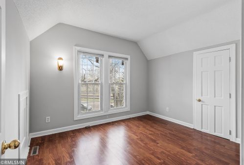 394 Dewey St, Saint Paul MN  55104-3530 exterior