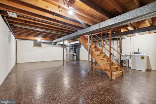 2417 Gate Dr, Silver Spring MD 20906-2207 exterior