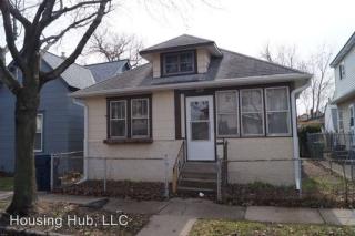 1068 Hatch Ave, Saint Paul MN  55103-1232 exterior