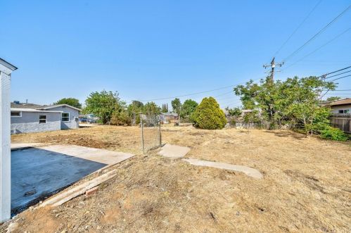 9780 Birmingham Ave, Riverside CA  92509-3594 exterior