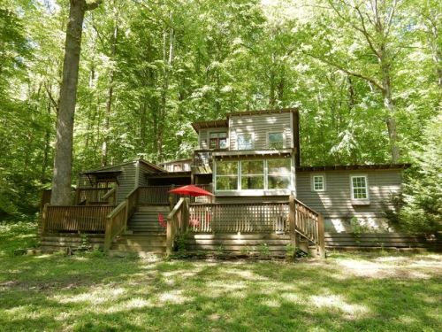 7389 Hunting Camp Rd, Fairview, TN 37062-8134