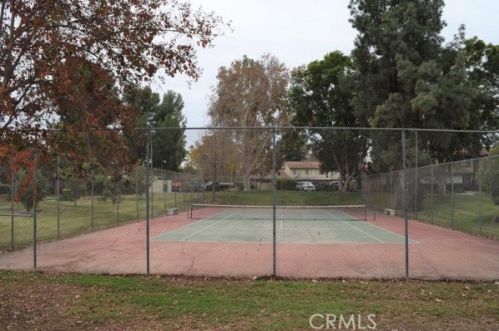 2867 Tropicana Dr, Riverside CA  92504-4282 exterior