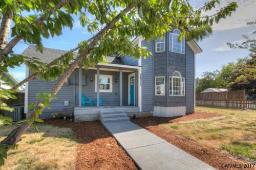 38900 Highway 226, Scio OR  97374-9512 exterior