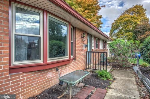303 Butler Ave, Lancaster, PA 17601-6304