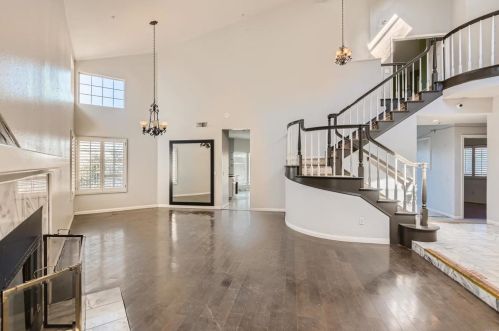 1001 Mountvale Ct, Anaheim CA  92808-2108 exterior
