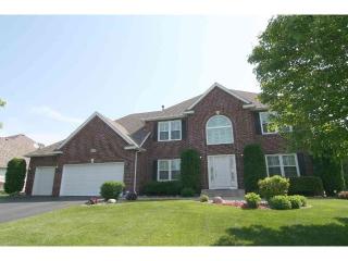 2397 Ellsworth Ct, Chaska, MN 55318-1293