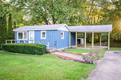 2610 Walnut Dr, Bull Valley, IL 60097-8529