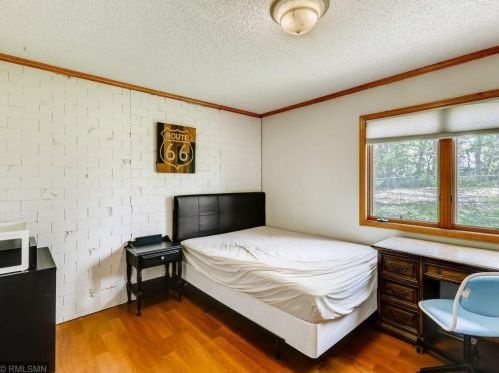 2265 James Ct, Saint Paul MN  55122-2317 exterior