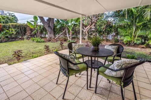 4777 Farmers Rd, Honolulu HI  96816-5444 exterior