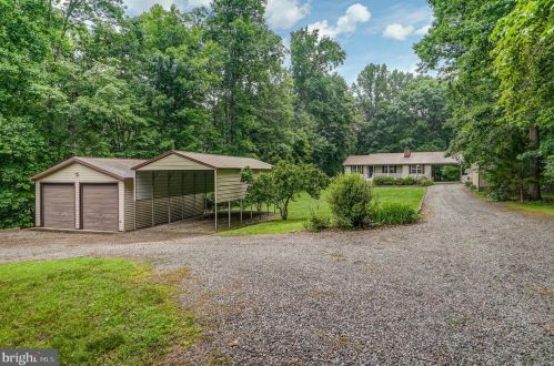 146 Privacy Rd, Bumpass, VA 23024-4720