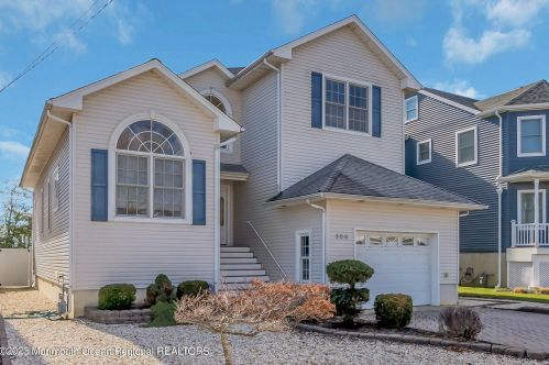 306 Washington Ave, Point Pleasant Beach, NJ 08742-3367