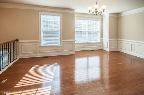 2063 Cobblestone Cir, Atlanta GA  30319-4911 exterior