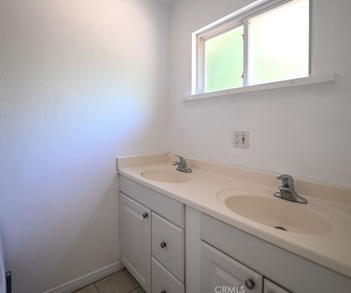 700 Janss St, Anaheim CA  92805-2568 exterior