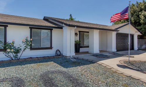 1900 Joett Dr, Turlock, CA 95380-3059