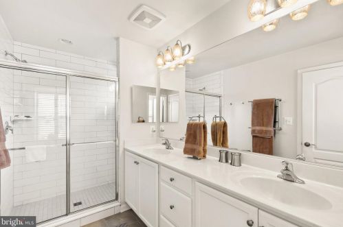 353 Marina Ave, Aberdeen MD  21001-4204 exterior