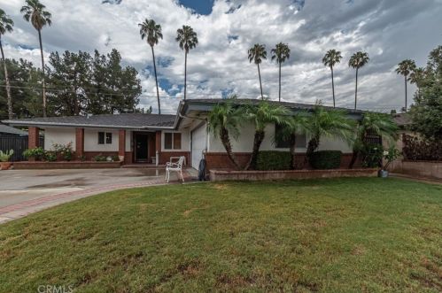 1251 Belgreen Dr, Whittier, CA 90601-1015