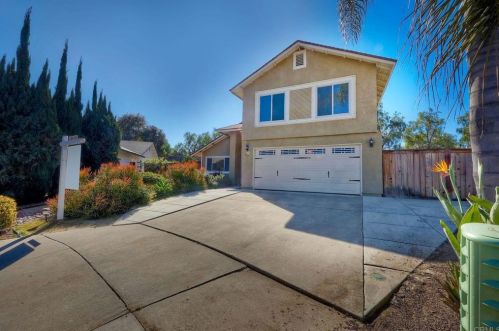 5427 Lariat Way, Oceanside, CA 92057-5517