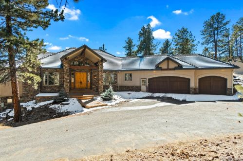 189 Eagle Chase Ln, Lakewood, CO 80439