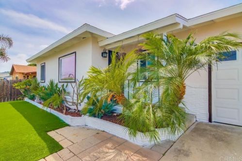 752 Cuyamaca St, El Cajon, CA 92020-2404