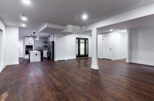 2278 Drew Vly Rd, Atlanta GA  30319-3977 exterior