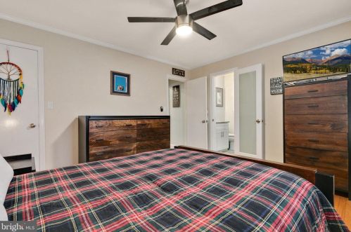 322 Northwest Dr, Silver Spring MD 20901-1431 exterior