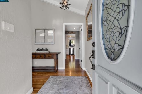 3707 Sheridan Ct, Concord CA  94518-1627 exterior