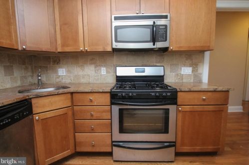 1838 10th St, Philadelphia PA 19148-2317 exterior