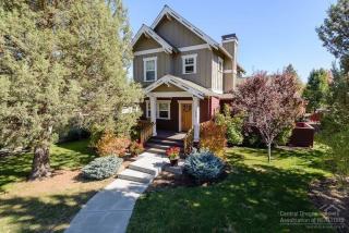 758 Mt Washington Dr, Bend OR  97701-7098 exterior