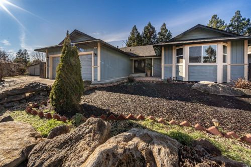 410 Wilson Ln, Windsor, CA 95492-9736