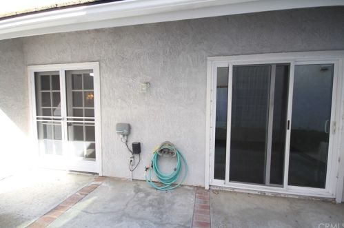 11 Sunrise, Irvine CA  92603-3720 exterior