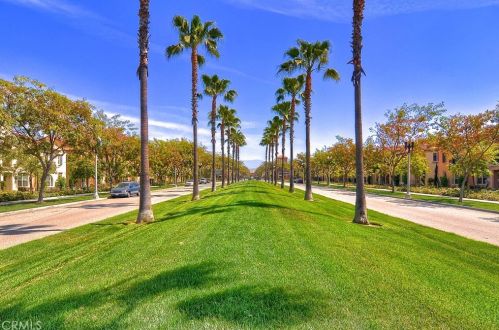 85 Sanctuary, Irvine CA  92620-3425 exterior