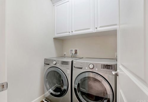 81 Coleridge, Irvine CA  92620-2142 exterior