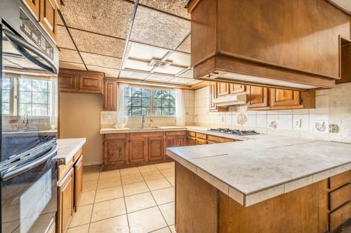 11273 Royal Palm Blvd, Riverside CA  92505-3648 exterior