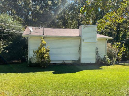 49 Hearthstone Dr, Newnan, GA 30263-5619