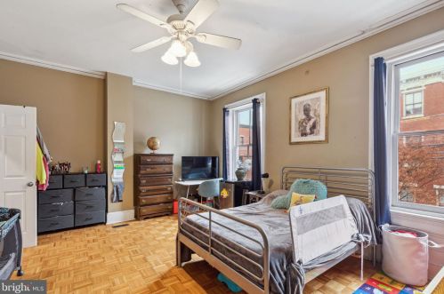 627 16th St, Philadelphia PA  19130-3415 exterior