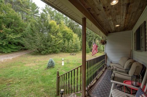 73 Brookside Ln, Danbury, NH 03230-4827