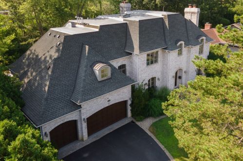 336 Jeffery Ln, Northfield, IL 60093-3142