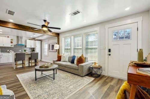 175 Hyacinth Ave, Atlanta GA  30314-1215 exterior