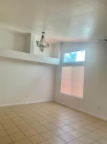 853 River Raft Ct, Modesto, CA 95351-4533