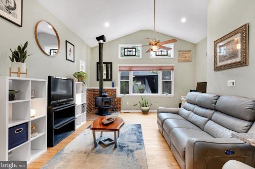 1035 Osage St, Silver Spring MD 20903-3225 exterior